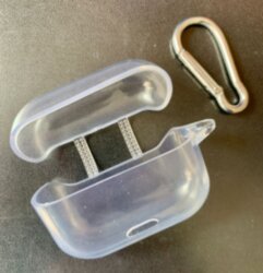 Чехол силиконовый для кейса AirPods Pro с карабином, прозрачный, крышка и корпус на петлях, тех.уп.