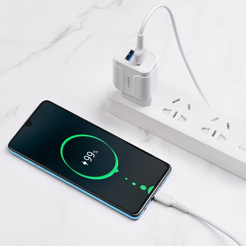 СЗУ Borofone BA37A 2 разъема USB, 2.4A + кабель Type-C, белое