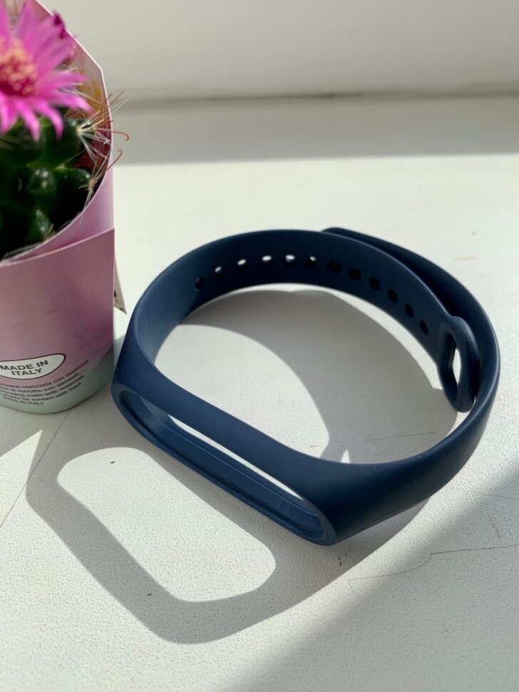 Ремешок силиконовый для Xiaomi Mi Band 3/4, темно-синий