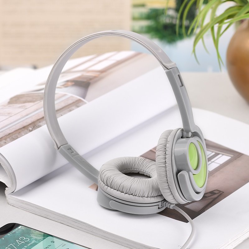 Гарнитура HOCO W17 Delightful Headphones накладная полноразмерная, зеленая