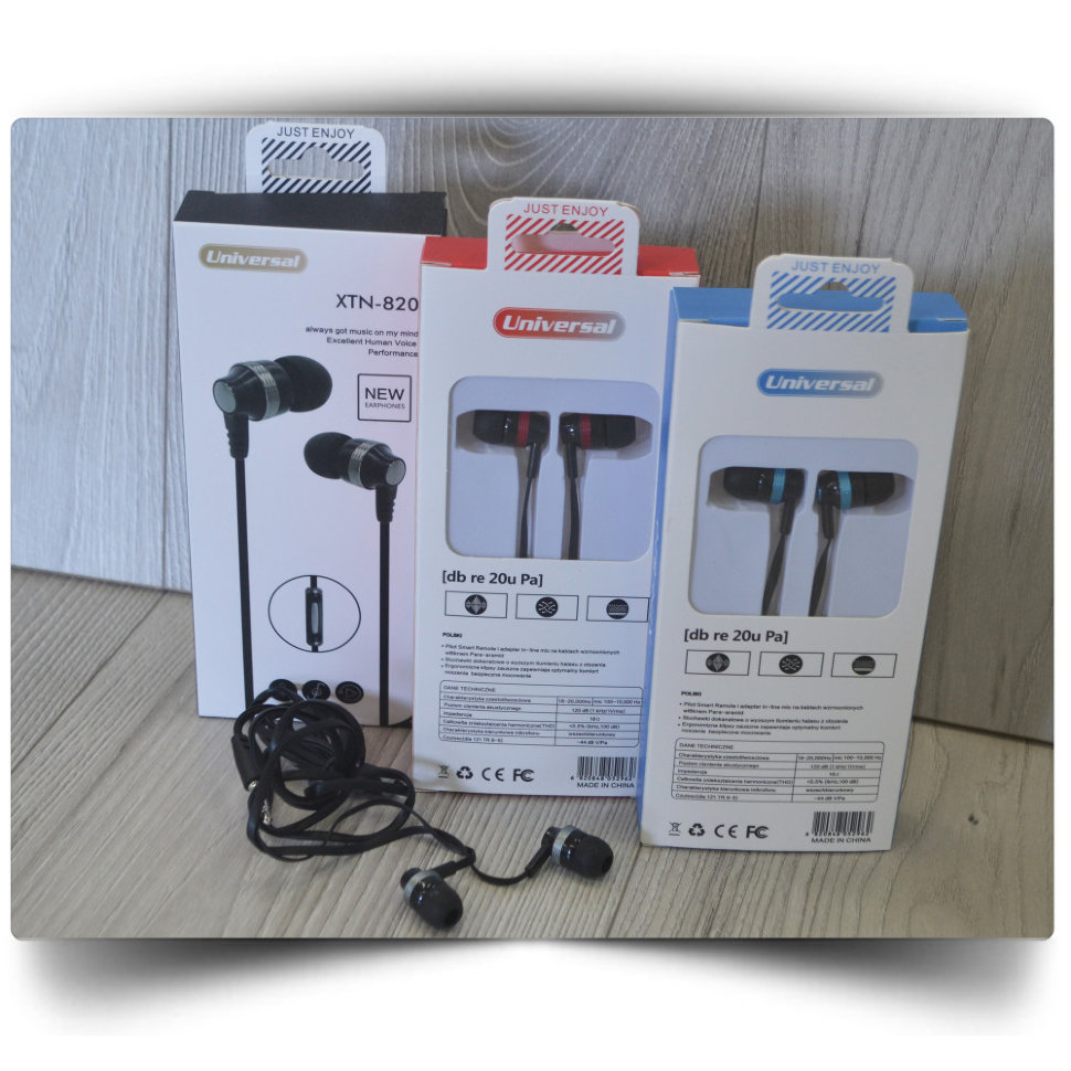 Гарнитура MP3 XTN-820 с кнопкой ответа красная