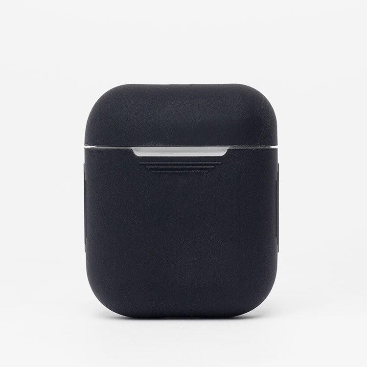 Чехол силиконовый для кейса AirPods 2 в пакете черный