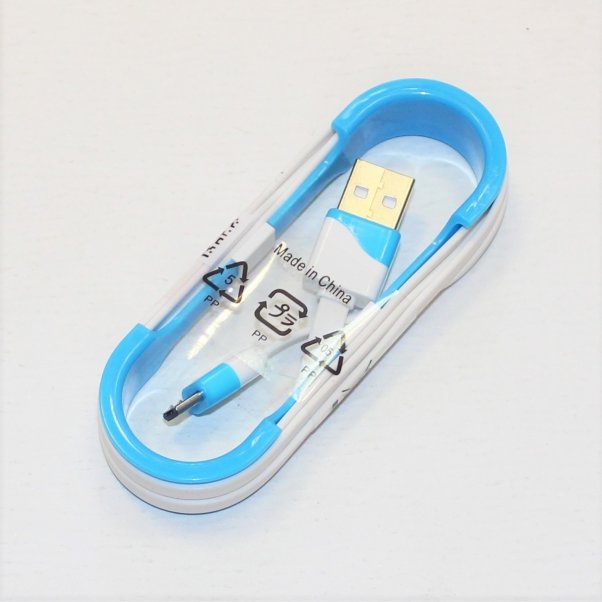 Кабель USB - MicroUSB в намотке 1.0 метр плоский белый
