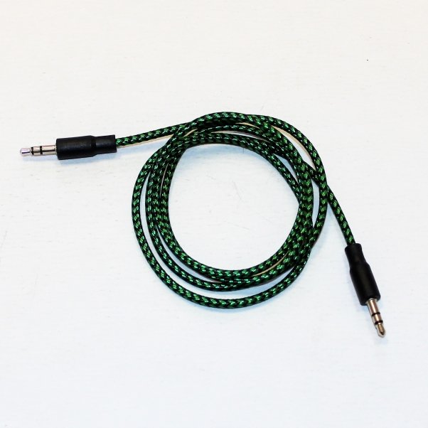 AUX кабель 3,5 * 3.5 ТРОСС зеленый