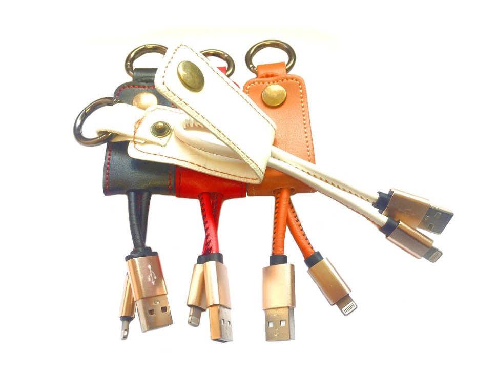 USB кабель на iPhone 5 КОЖАНЫЙ брелок 0,2 метра черный