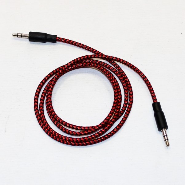 AUX кабель 3,5 * 3.5 ТРОСС красный
